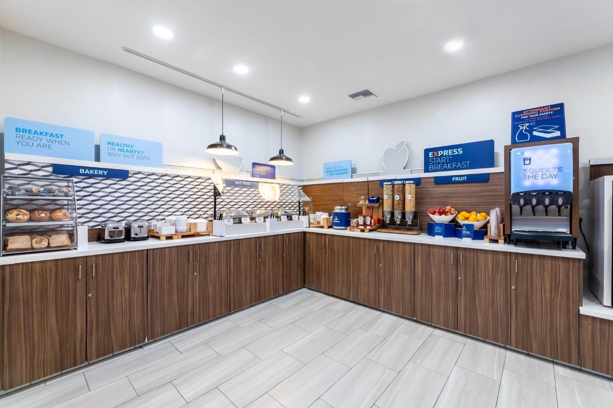 Holiday Inn Express Van Nuys By Ihg Los Angeles Esterno foto