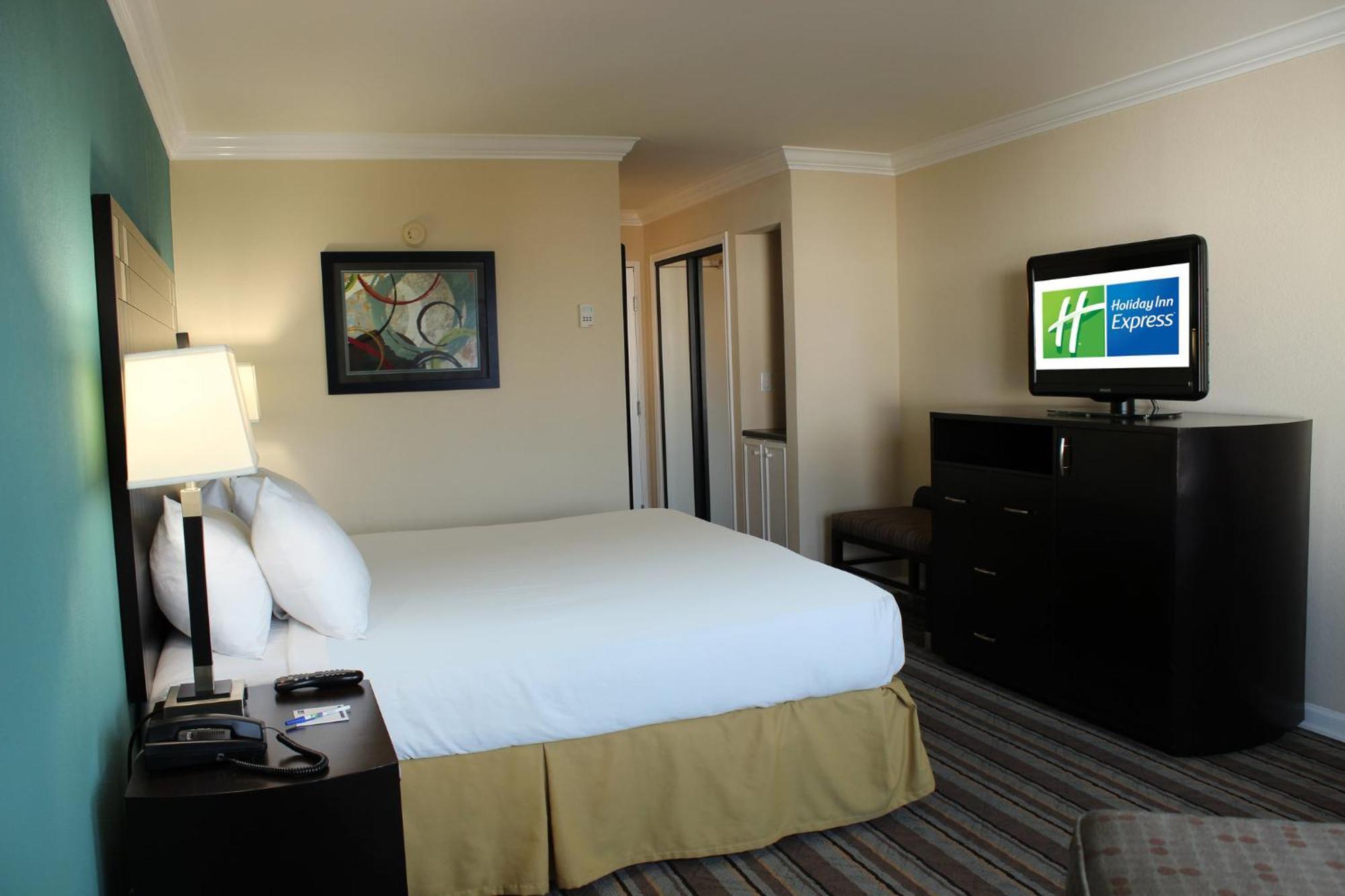 Holiday Inn Express Van Nuys By Ihg Los Angeles Esterno foto