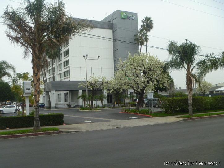 Holiday Inn Express Van Nuys By Ihg Los Angeles Esterno foto