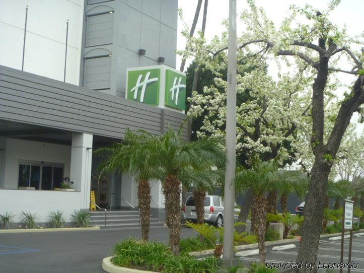 Holiday Inn Express Van Nuys By Ihg Los Angeles Esterno foto