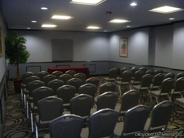 Holiday Inn Express Van Nuys By Ihg Los Angeles Esterno foto